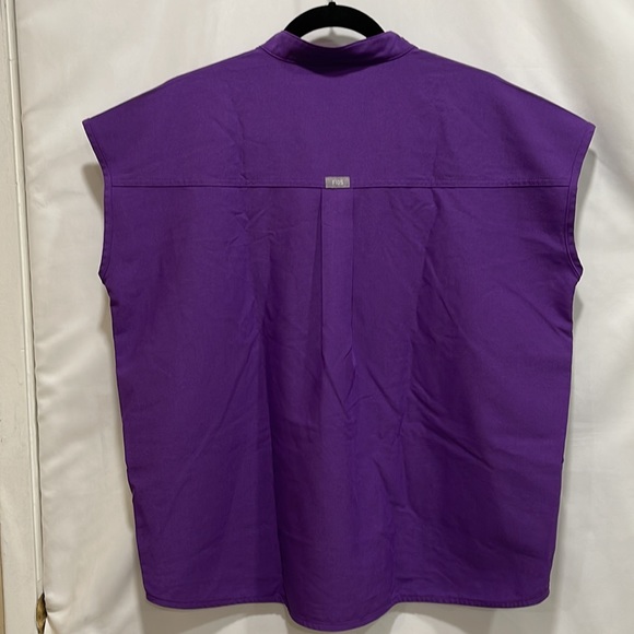 FIGS Rafaela Oversized Scrub Top in Violet Purple. Color No Longer Available. - Picture 4 of 5